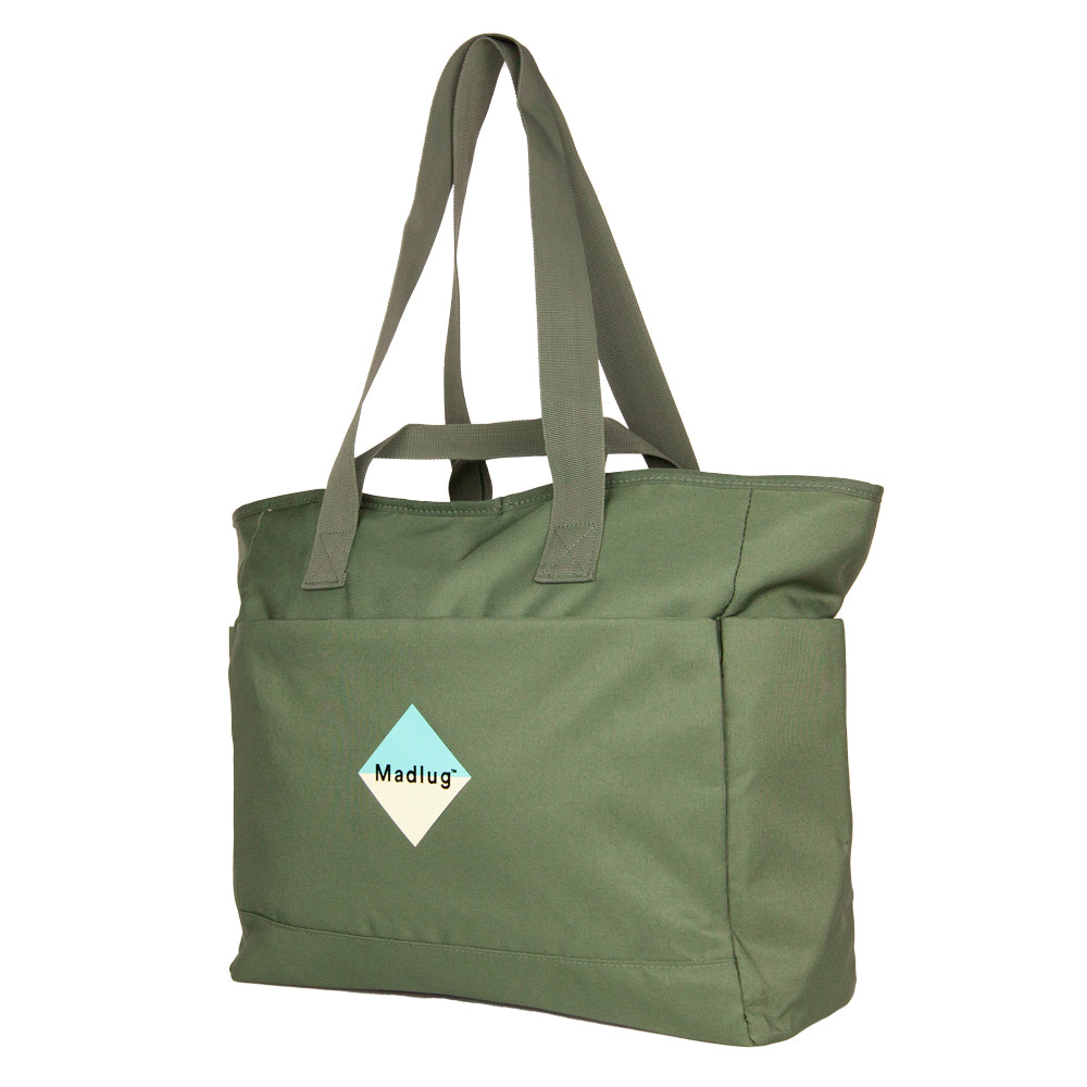 Olive Big Tote. Three-quarter view.