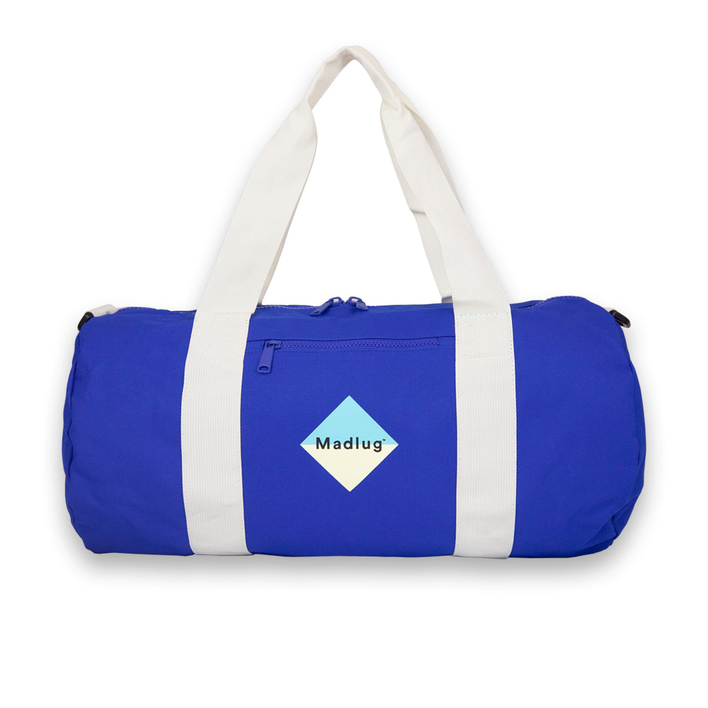 Duffel bag in Blue. Front view with logo.