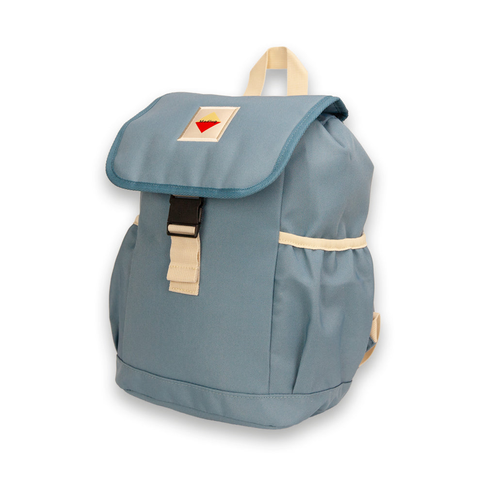 Blue Little Madlugger. Three-quarter view.